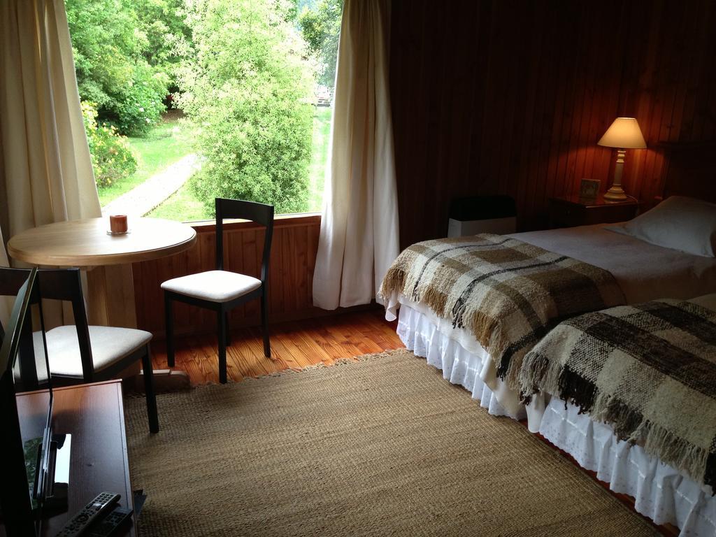 Punta Piedras Lodge & Marina 푸에르토몬트 외부 사진