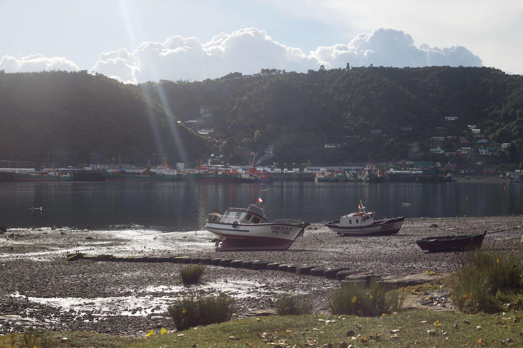 Punta Piedras Lodge & Marina 푸에르토몬트 외부 사진
